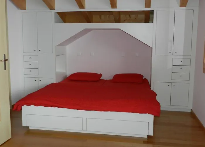 Gletscherblick- By Interhome Lejlighed Zweisimmen