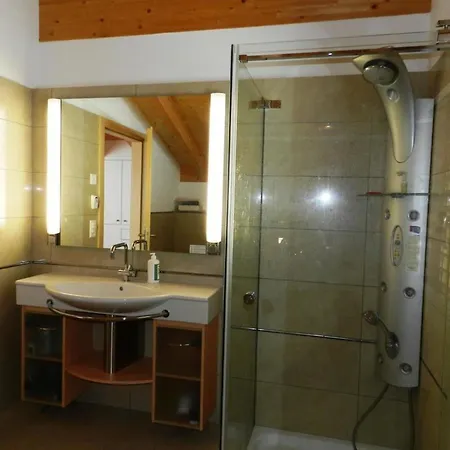 Appartement Gletscherblick- By Interhome